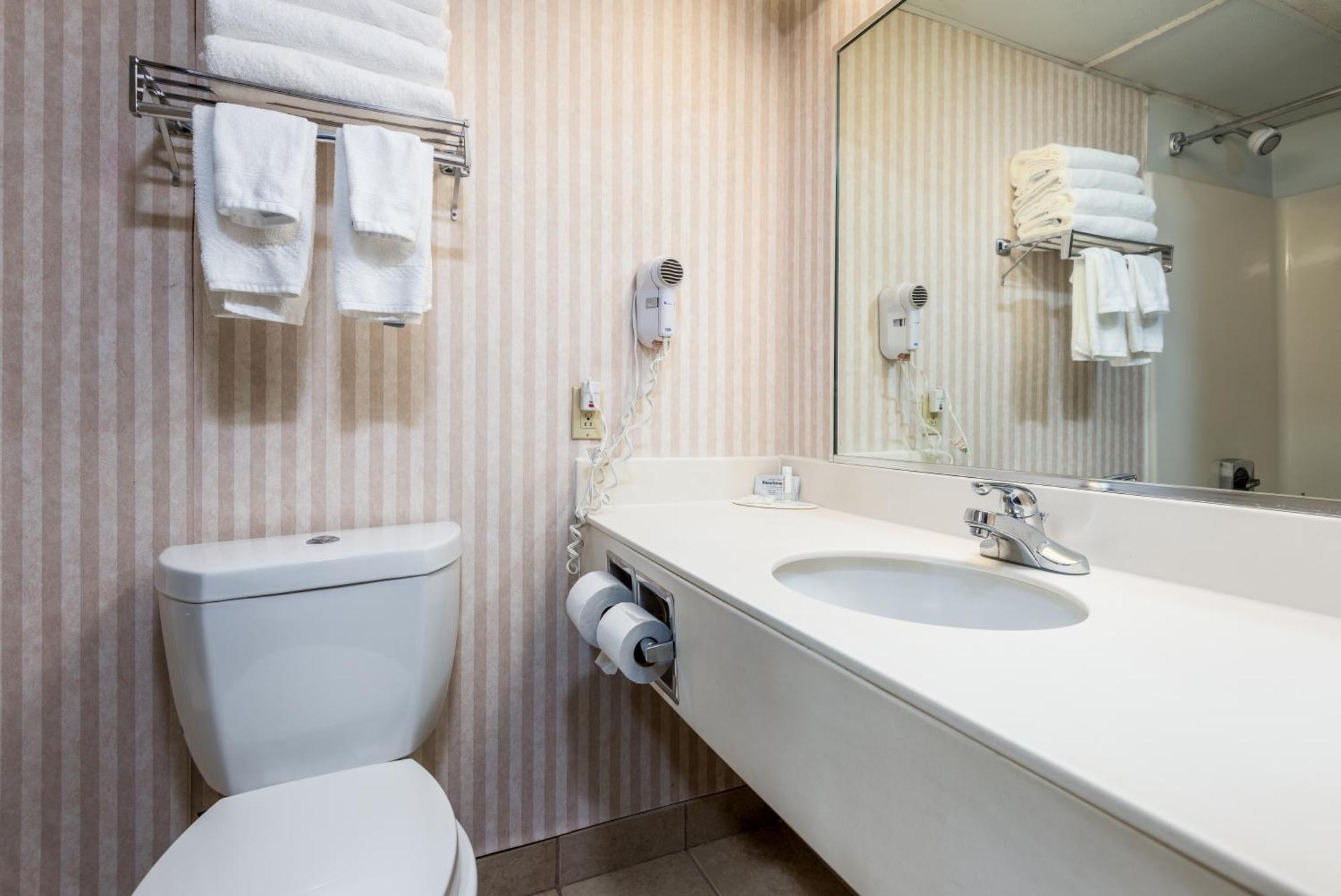 Baymont By Wyndham Bartonsville Poconos Ngoại thất bức ảnh