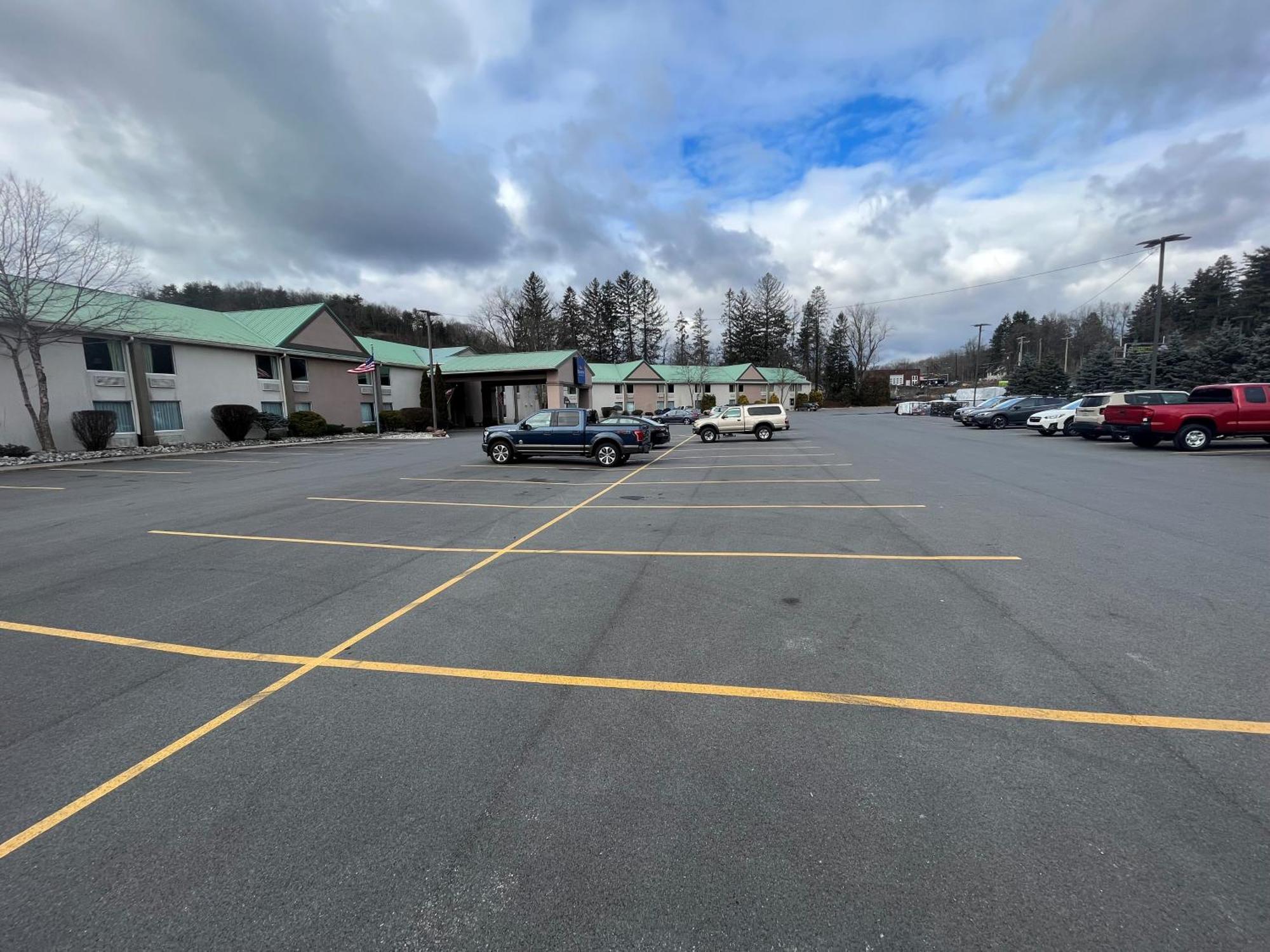 Baymont By Wyndham Bartonsville Poconos Ngoại thất bức ảnh